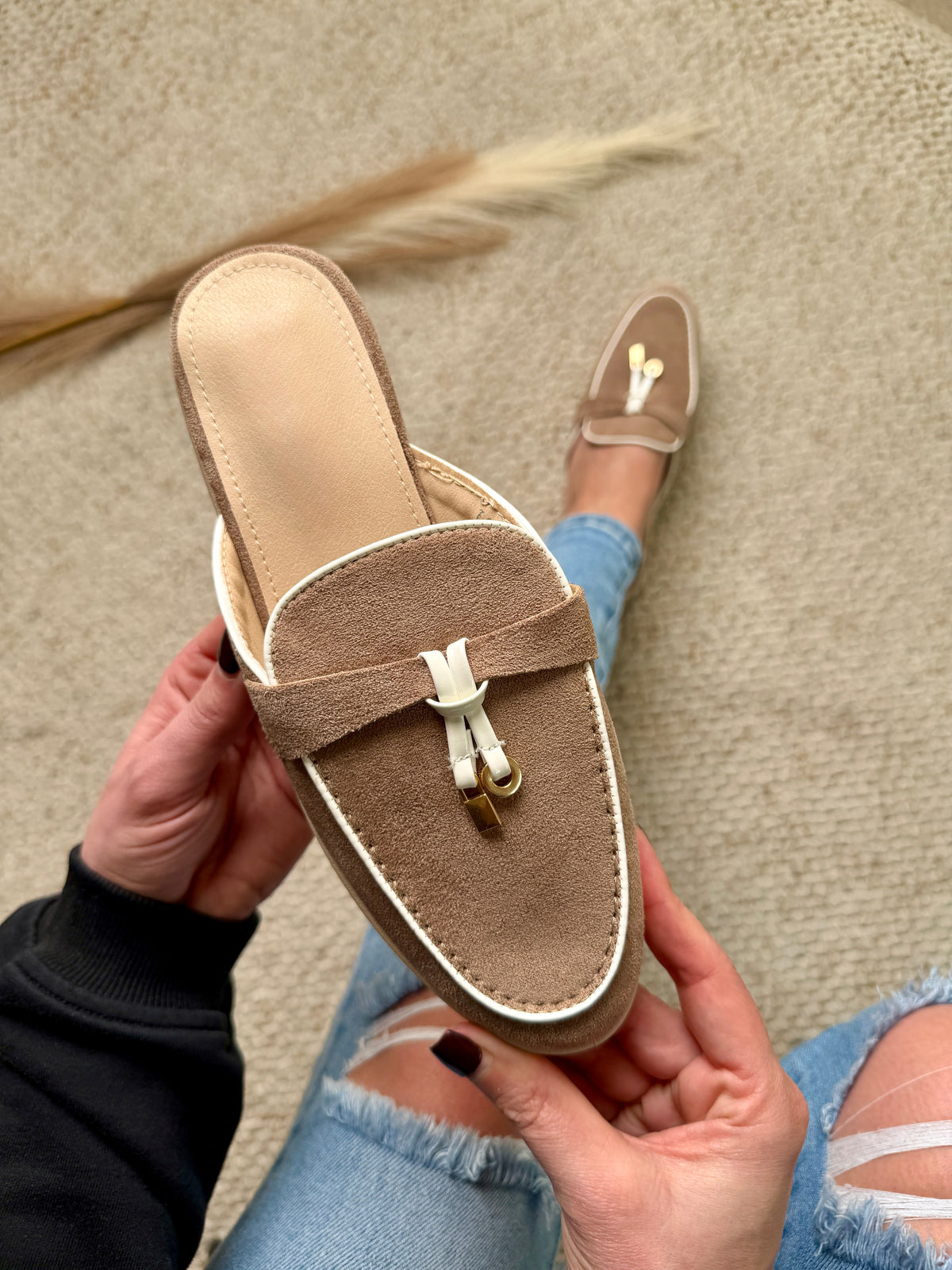 Dam Slip-On Mules Mocka Look Öppen Klack Loafer