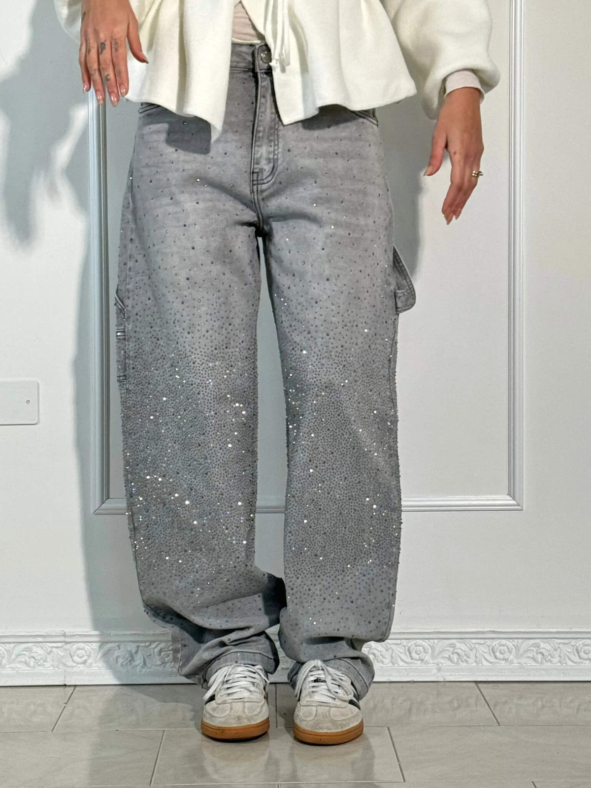 Ballongjeans Med Vida Ben Och Strassdekorationer För Kvinnor